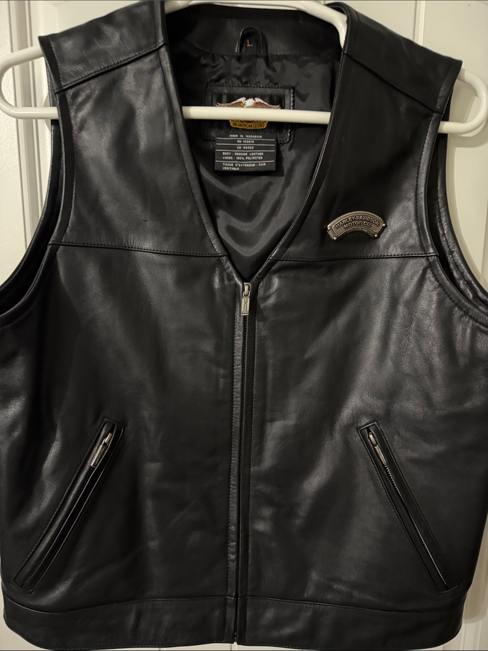 Men’s Harley-Davidson Black Leather Vest with Branded Metal Badge